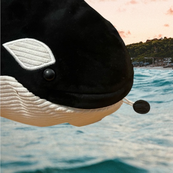 Scentsy Orca Plush - Picture 2 of 3